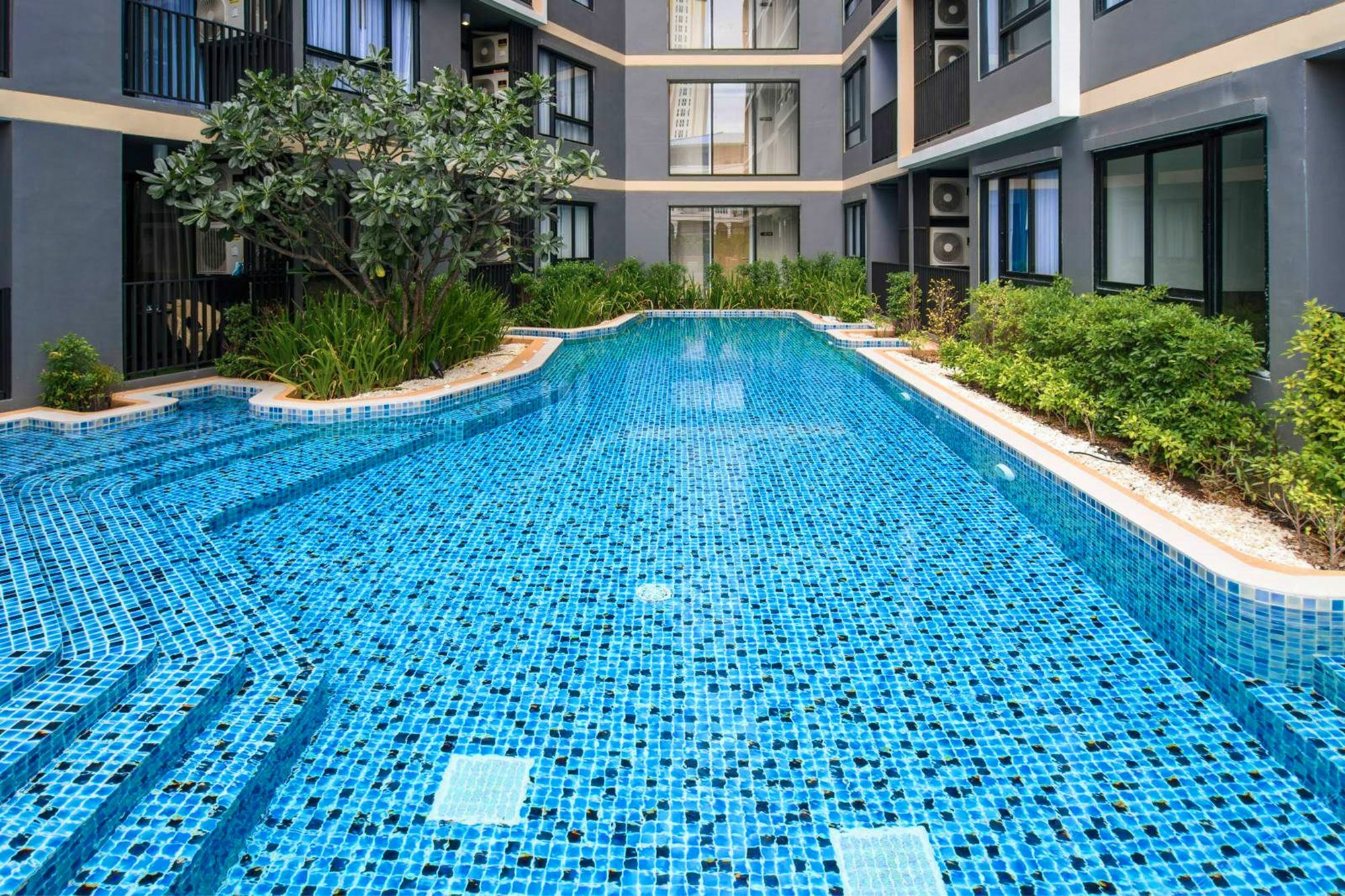 Urban Attitude Apartment Pattaya ภายนอก รูปภาพ