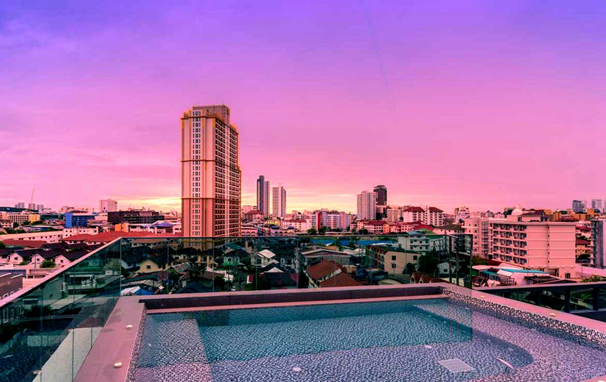 Urban Attitude Apartment Pattaya ภายนอก รูปภาพ
